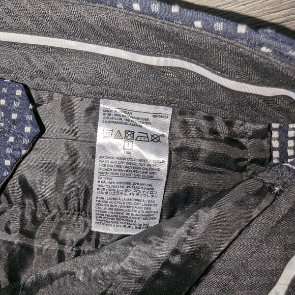 Banana Republic Sloan Crop Pants - Picture 2 of 5